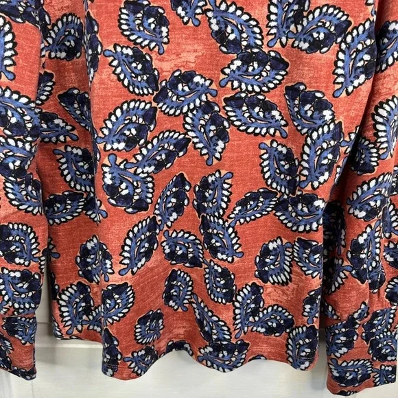 Nic + Zoe Women's Amber Blued Floral V-Neck Blouse Casual Long Sleeve Top Size M - Picture 8 of 10